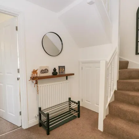 Apartament 3 Old Pharmacy Court *